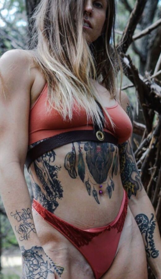 FITNESS tattoo artist/supercool chick ELLA ANNE KOCIUBA 1 of 67 pics