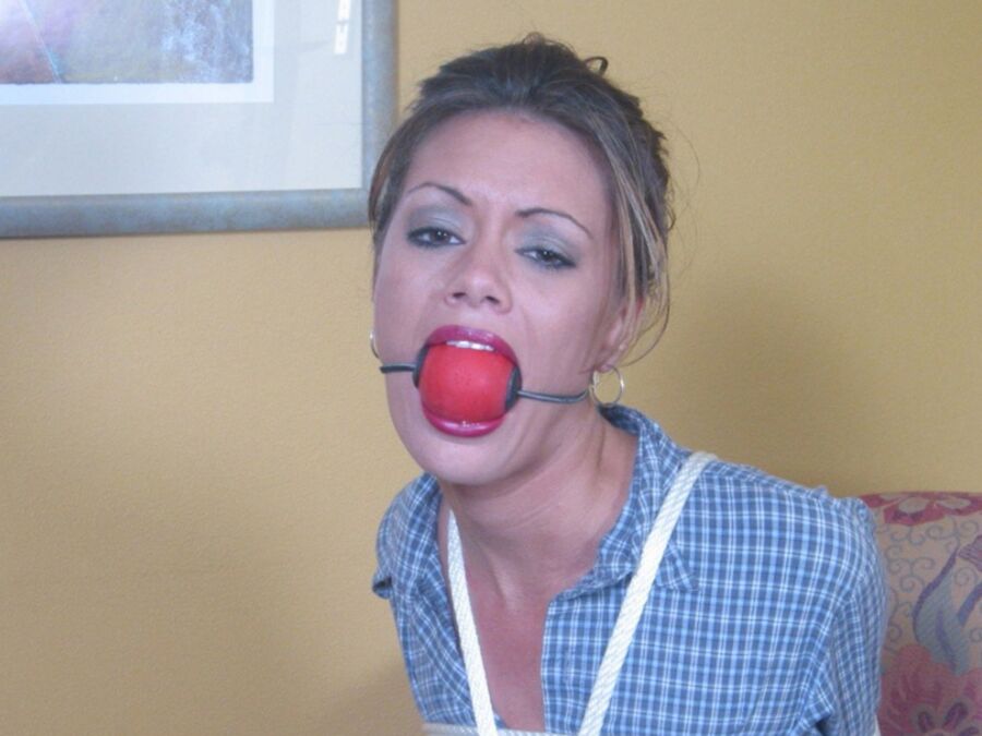 Crissy Moran - Innocent Woman Tied Up 21 of 46 pics