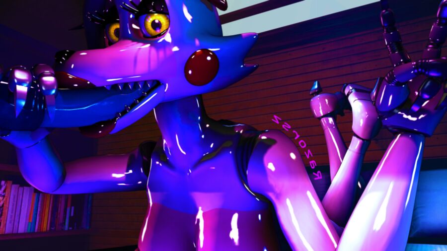 This is Weird: FnaF.