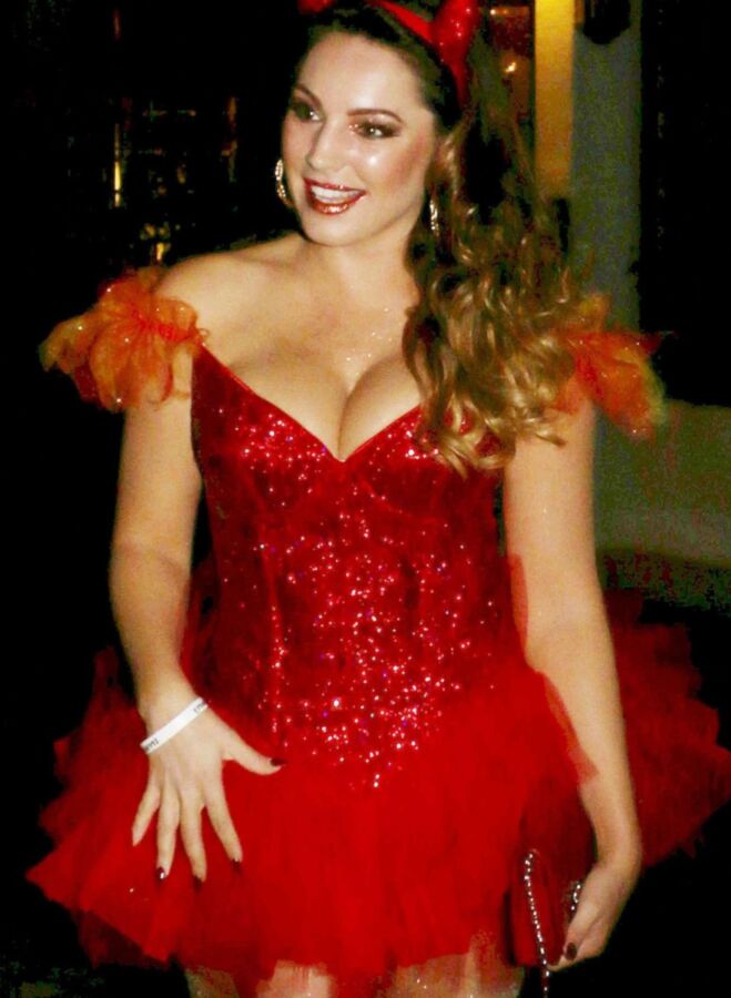 Kelly Brook - Busty British Babe as Naughty Devil for Halloween 5 of 74 pics