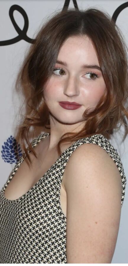 Kaitlyn Dever (The naked pictures are fake, but well made) 13 of 17 pics