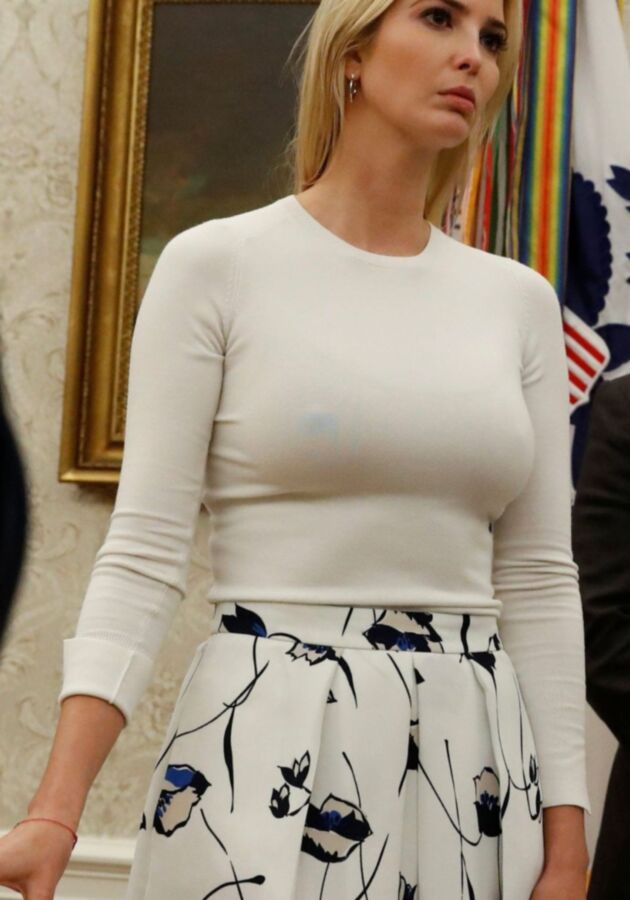 Cumface Ivanka 18 of 42 pics