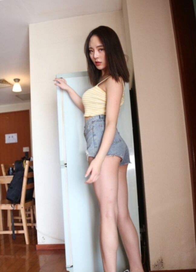 Asian Girl in Platform Sneakers 16 of 18 pics