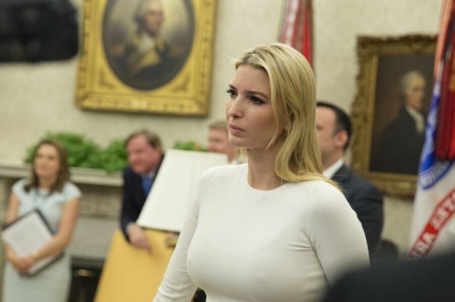 Cumface Ivanka 19 of 42 pics