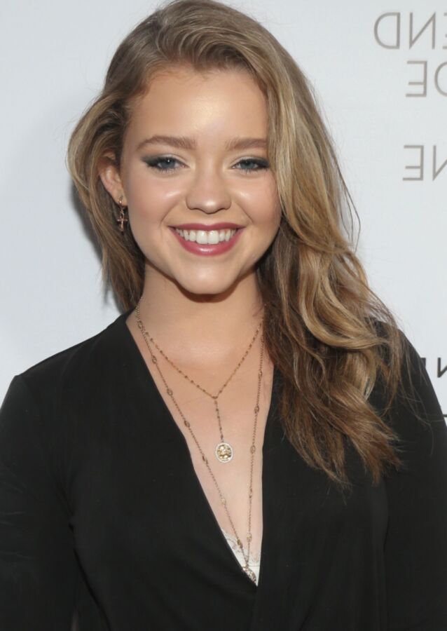 Jade Pettyjohn 10 of 34 pics