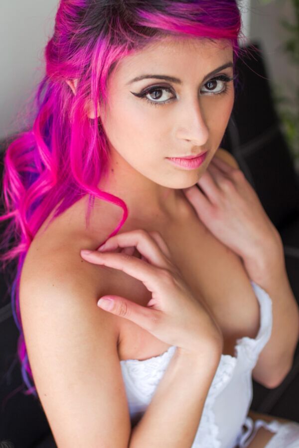 Suicide Girls - Reeden - Taste of Honey 11 of 56 pics