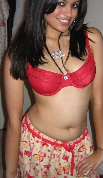 Seeking Perfection - The best South Asians around 8 of 62 pics