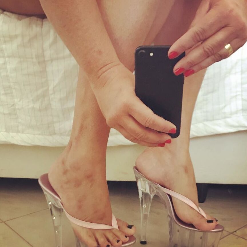 Thong CFM Heels 14 of 48 pics