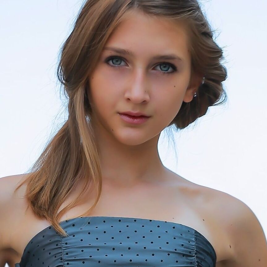 Alexandra, cute Hungarian teen model 6 of 31 pics