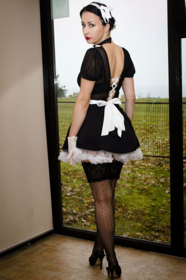 Kinky maid in action! 1 of 40 pics