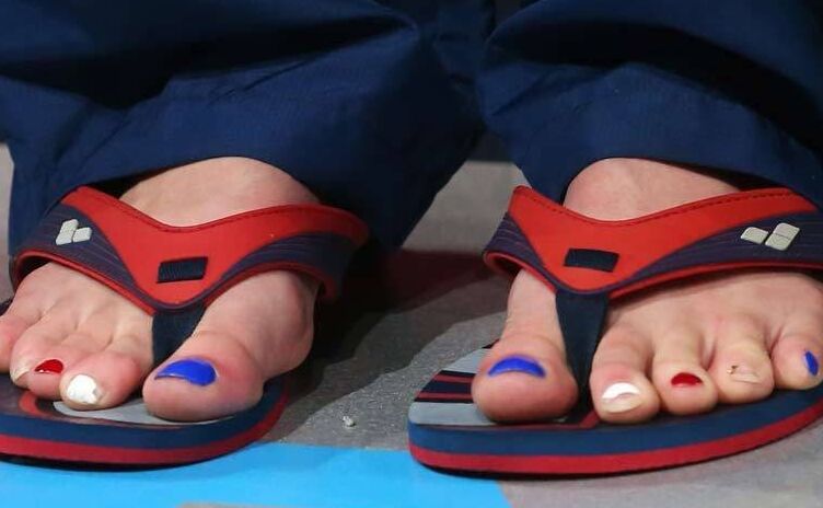 MISSY FRANKLIN BIG CHEESY FEET 2 of 34 pics