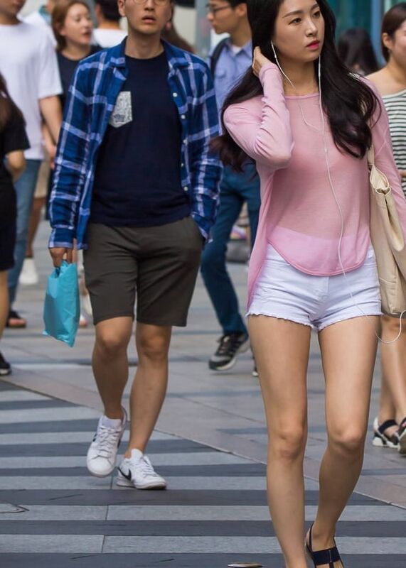 Voyeur: Love Asian girls in shorts...could fuck them all. 24 of 50 pics