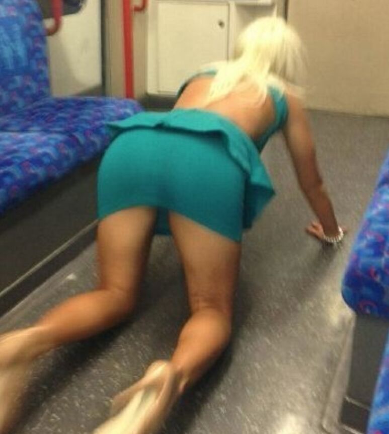 Chav Sluts on Public Transit 9 of 9 pics