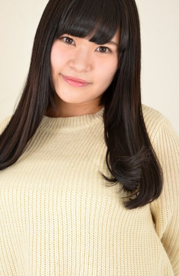Asuka Hoshimi 7 of 32 pics