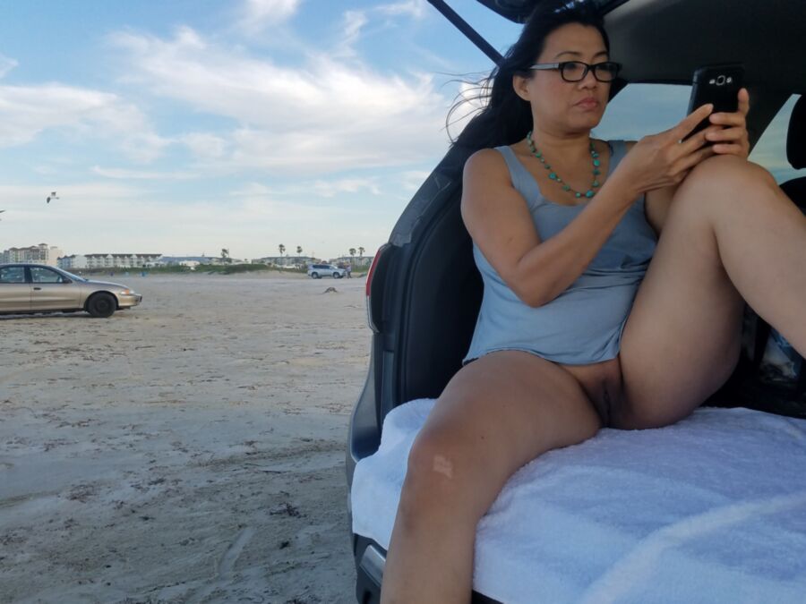 Sexy Luann - Fantastic Views on the Beach 14 of 15 pics