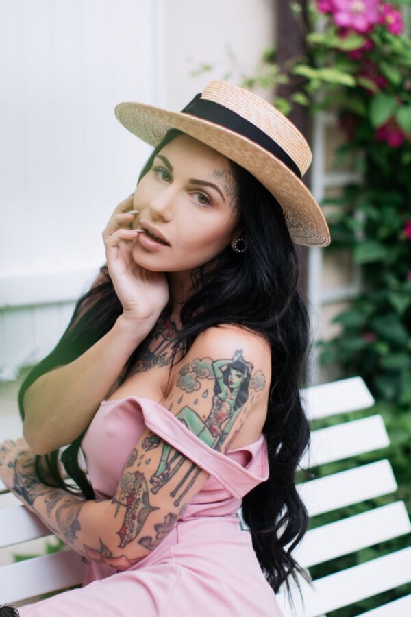 Suicide Girls - Blooma - You can leave your hat on 3 of 62 pics