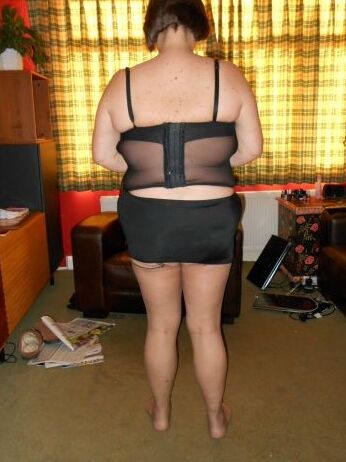 BBWWife in suspender tights 1 of 11 pics