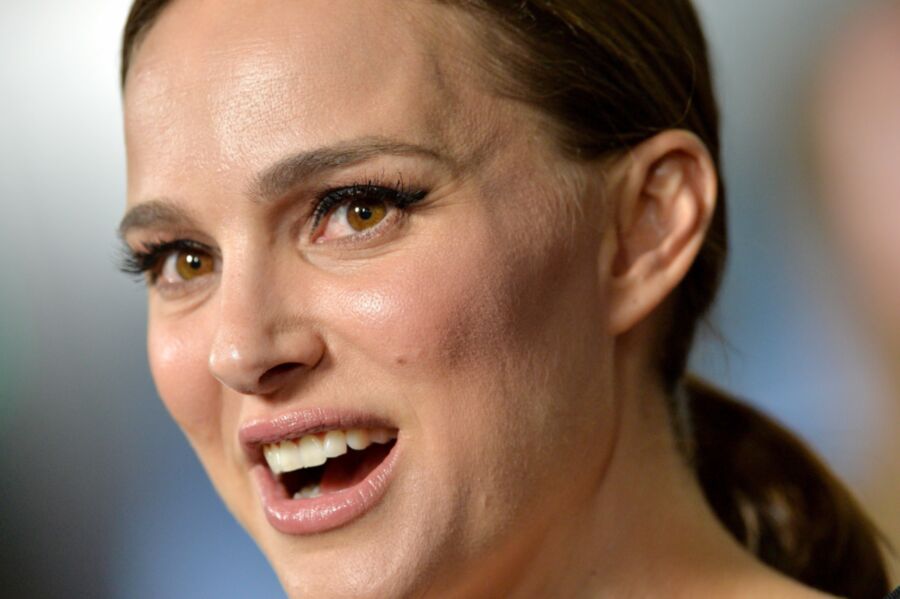 Natalie Portman latest pics 19 of 49 pics