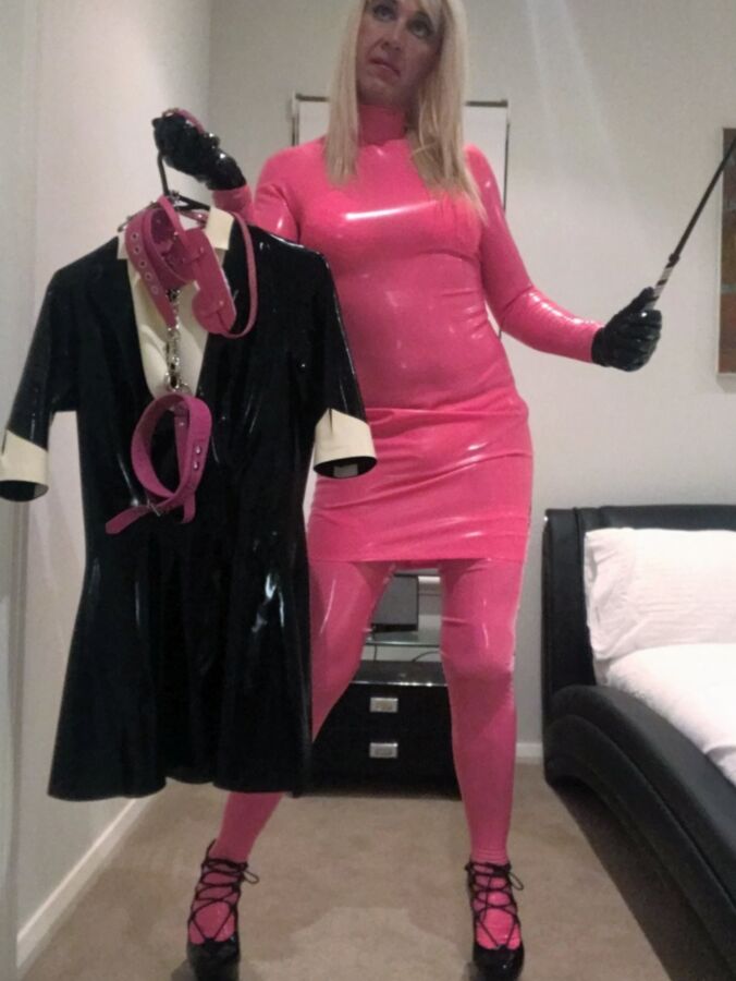 Latex Sissy Bitch (Amateur Tgirl) 22 of 87 pics