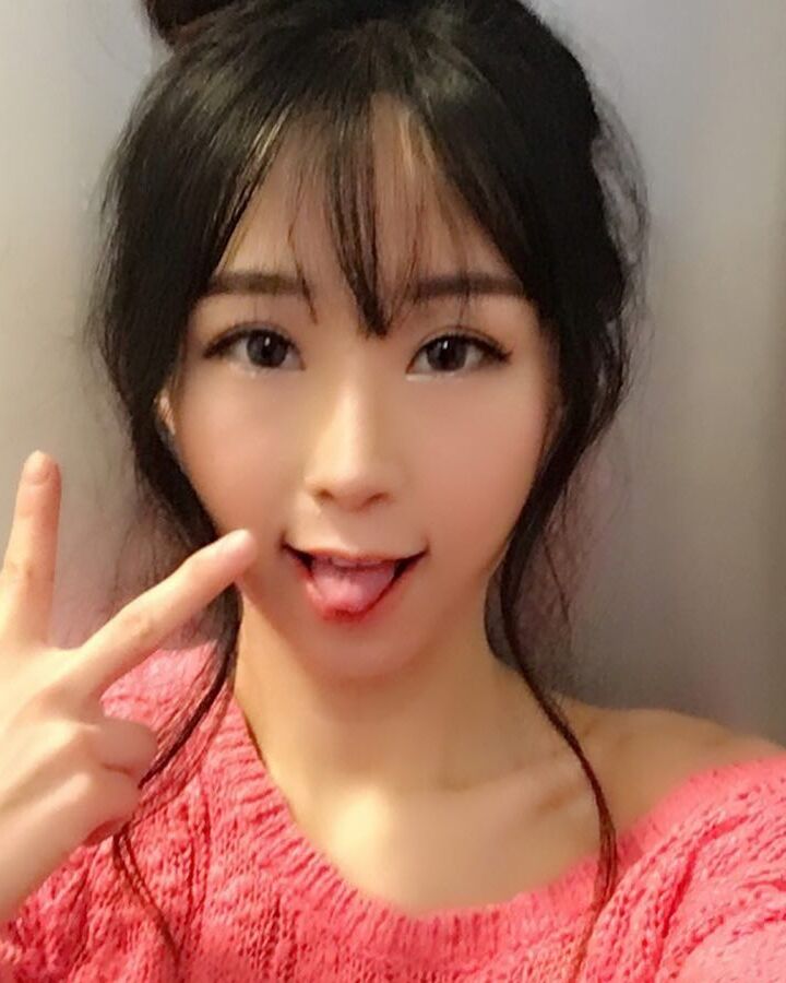Saori - Sexy Hypersexualized Asian Teen 14 of 595 pics
