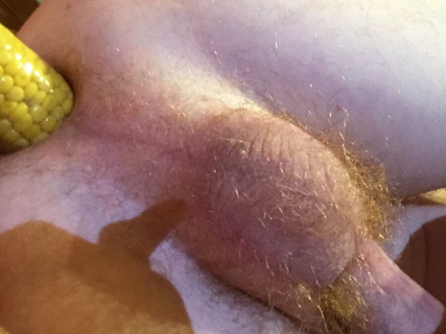 Fucking my pussy with a corn 8 of 9 pics