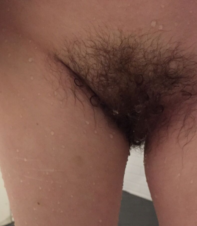 I Love Hairy Pussies 20 of 23 pics