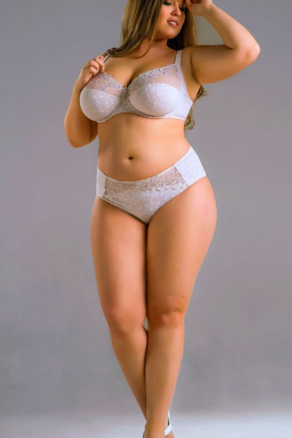 Chubby, plump, thick, rubenesque and just plain ole fat CLXV 14 of 100 pics