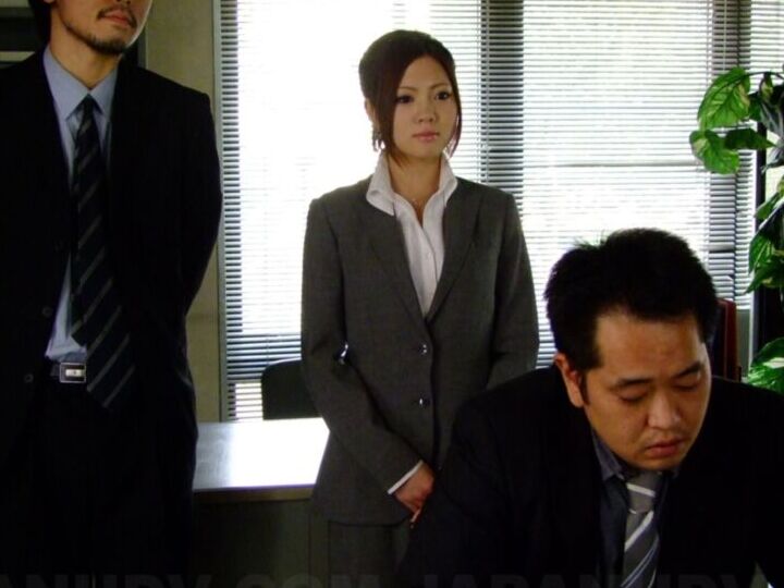 JapanHDV Iroha Kawashima-Cute office lady Iroha Kawashima just h 1 of 38 pics