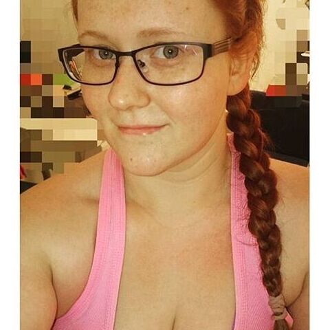 Super hot amateur redhead chubby teen 8 of 38 pics