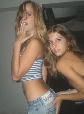Cute Teen Pairs or More 3 of 38 pics