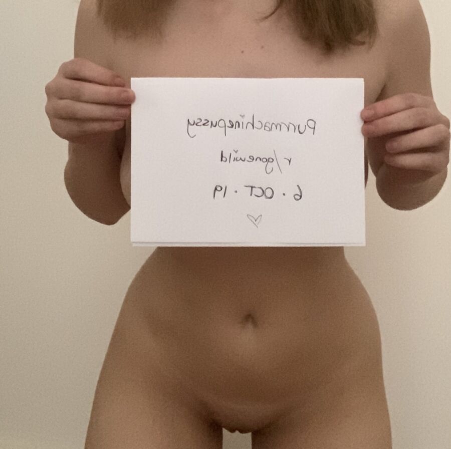 deleted reddit user Purrmachinepussy 5 of 5 pics