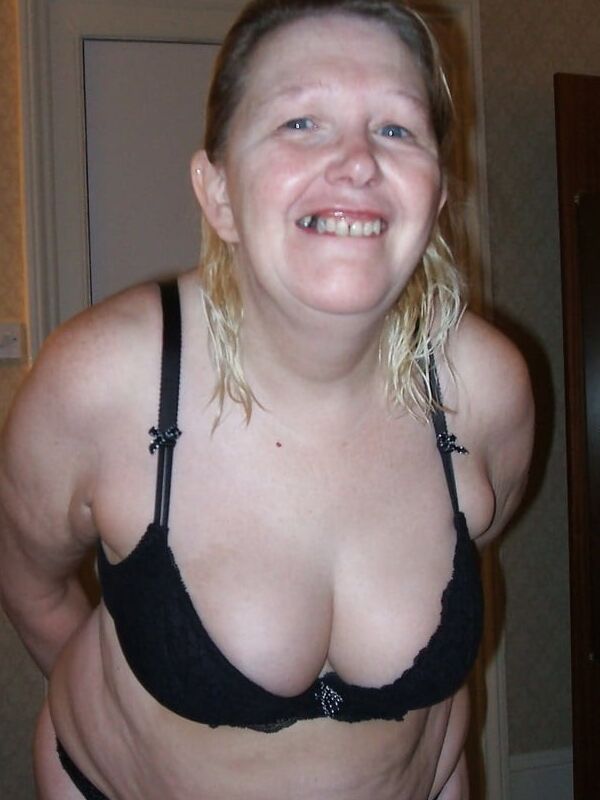  Susan a Blonde Beautiful MILF - Lingerie 1 of 7 pics