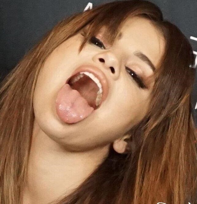 Selena Gomez Opens Wide For My Load  1 of 12 pics