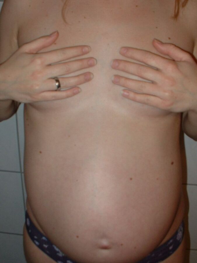 Some pregnant amateur girls 8 of 24 pics