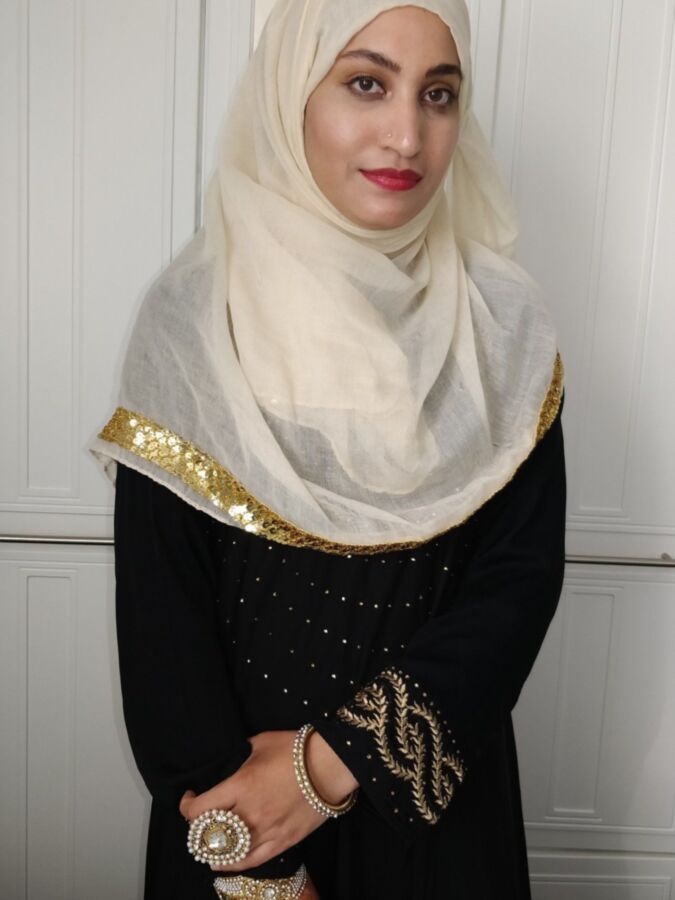Hijabi Muslim Wife from UK for your Cum Tribute 5 of 29 pics