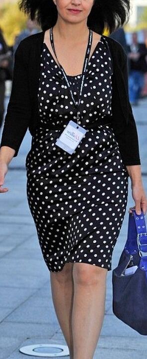 UK Pantyhosed Politician - Caroline Flint 3 of 3 pics