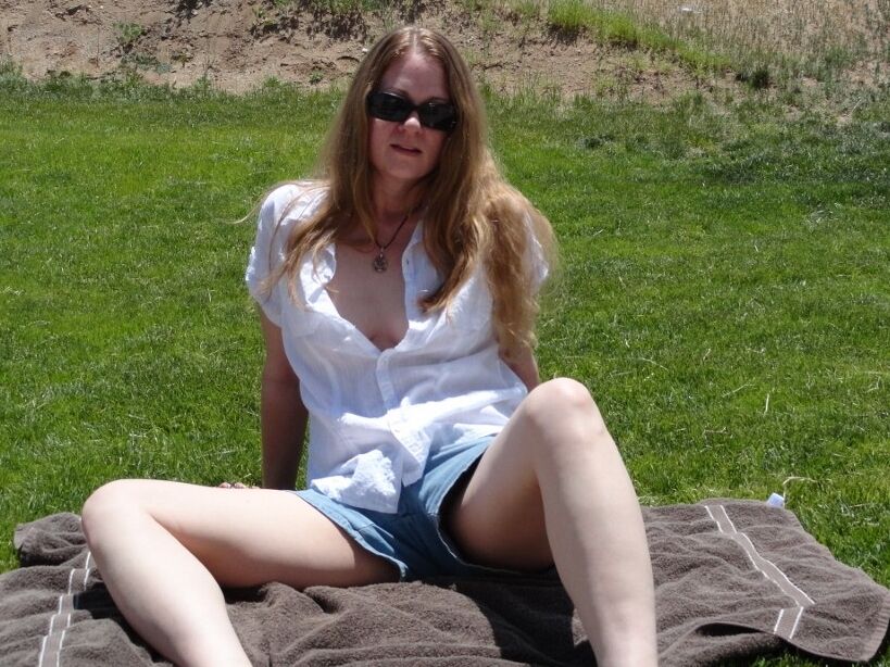 Kathylynn Back yard flashing 5 of 62 pics