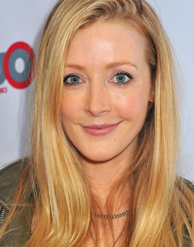 Jennifer Finnigan 4 of 15 pics