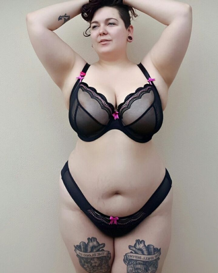 Chubby, plump, thick, rubenesque and just plain ole fat CLXXXIII 4 of 100 pics