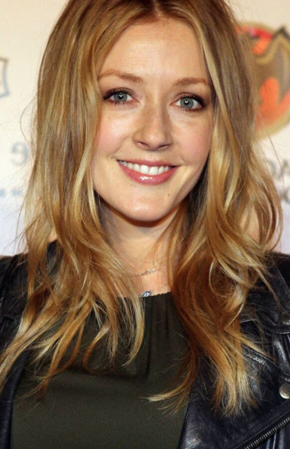 Jennifer Finnigan 3 of 15 pics