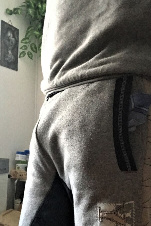 boy - bulge 3 of 11 pics