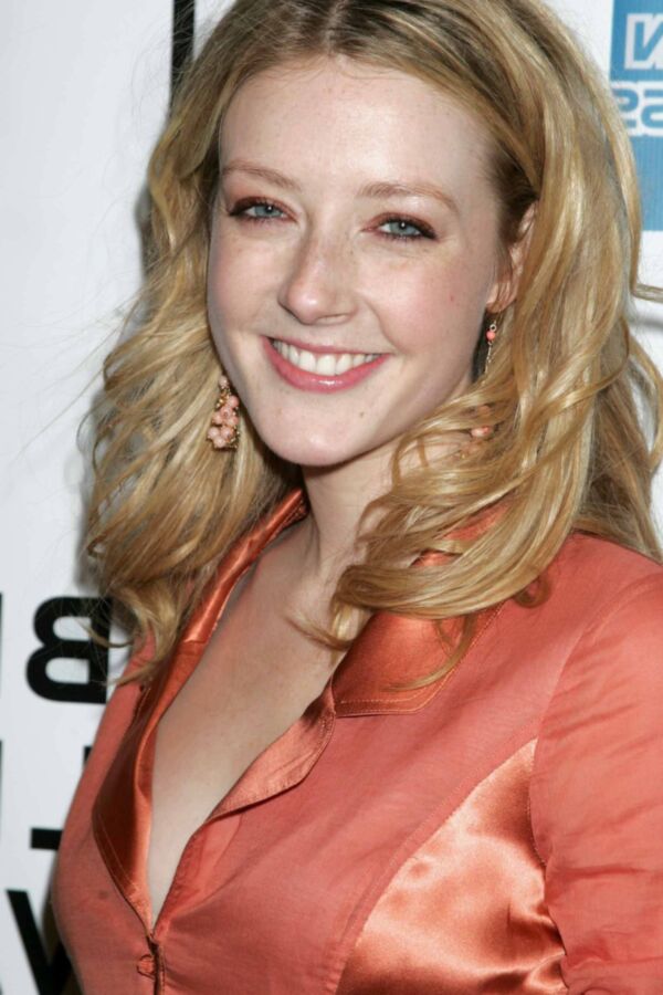 Jennifer Finnigan 6 of 15 pics