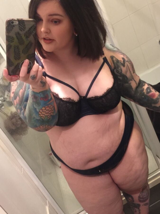 Chubby, plump, thick, rubenesque and just plain ole fat CLXXXIII 20 of 100 pics