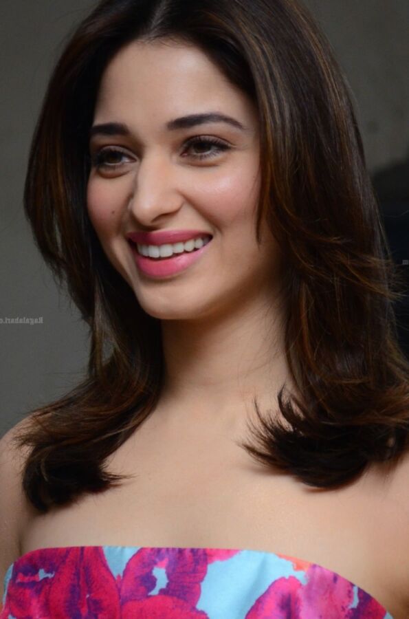 Tamannaah Bhatia- Gorgeous Indian Bollywood Celeb Beautiful Pics 14 of 98 pics