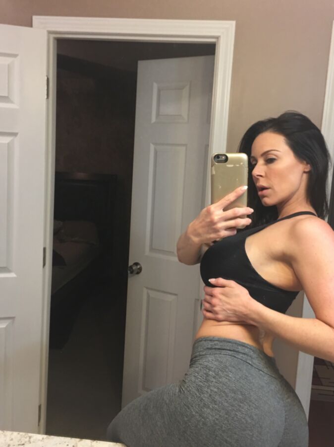 Kendra Lust [OnlyFans] 24 of 674 pics