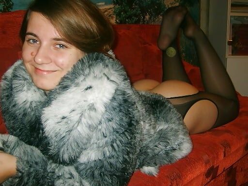 Ex girlfriend in fur coat and hairy 3 of 7 pics