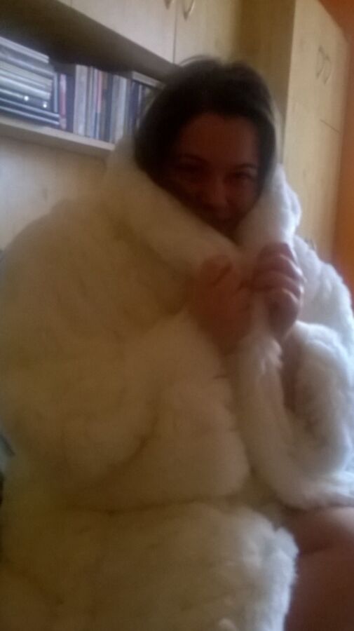 Actual girlfriend in fur coat (really slut) 6 of 10 pics