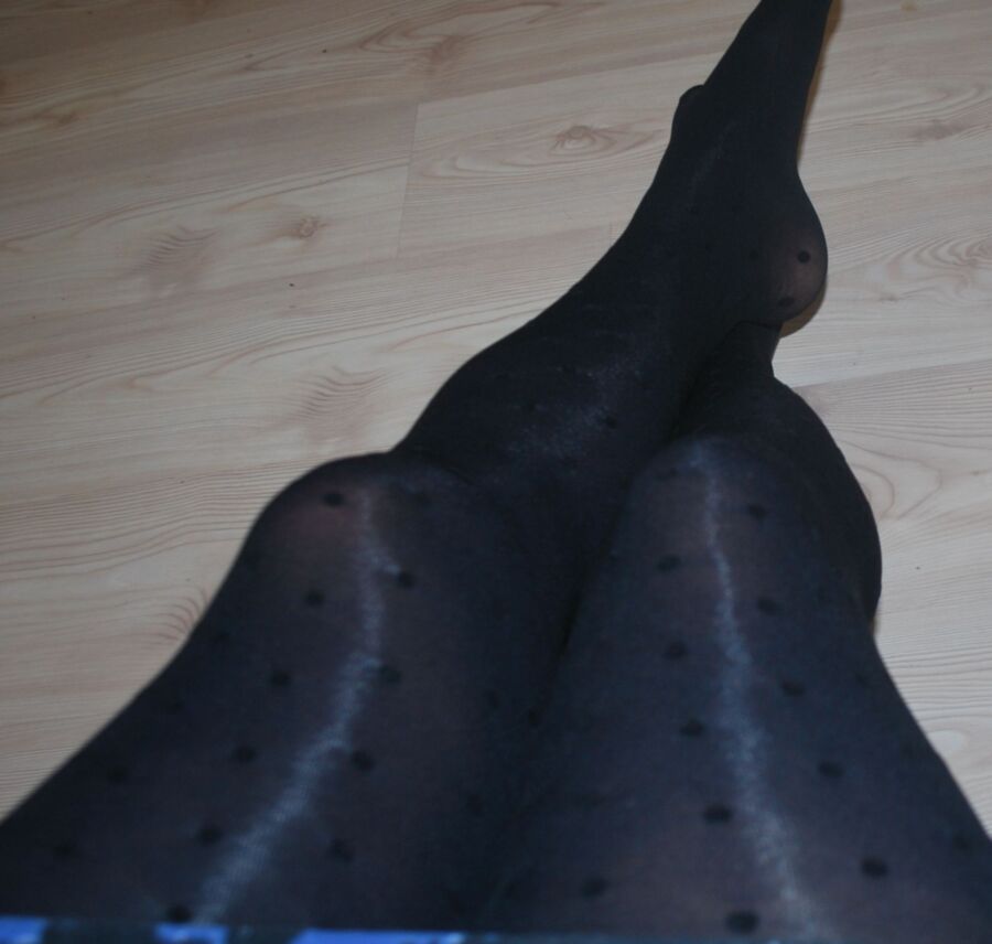 New black opaque tights for winter 5 of 16 pics