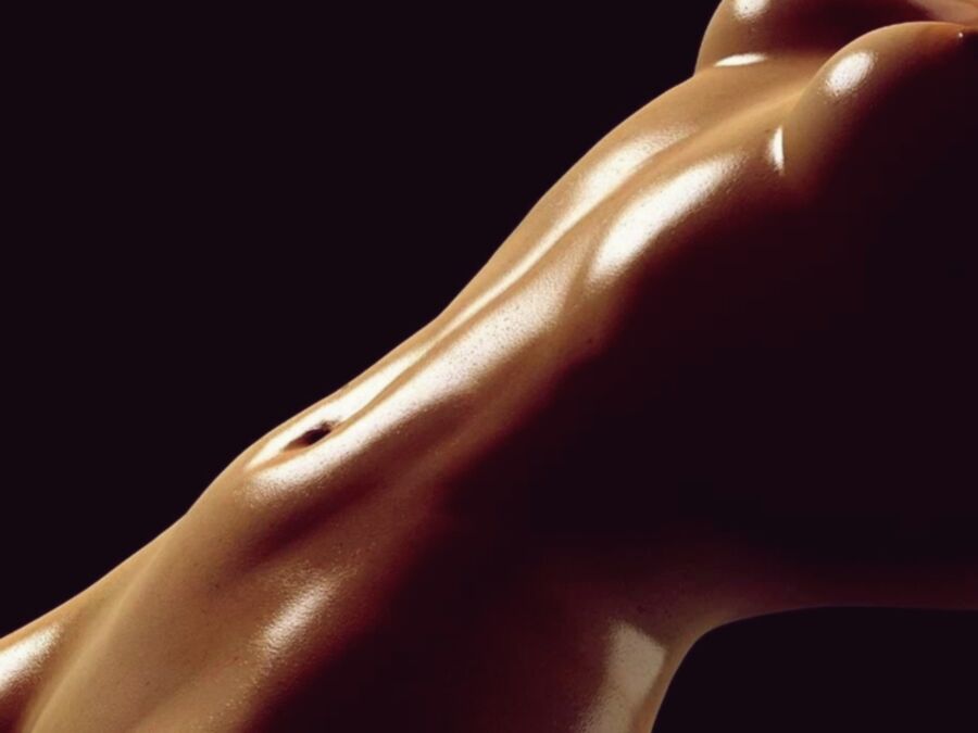 Oiled Up 9 of 39 pics