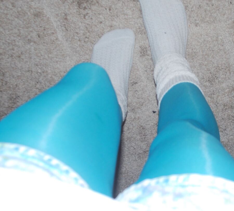 In my fav blue tights at work 22 of 33 pics
